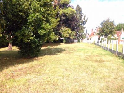 Terrain constructible Centre Chabris 1662 m2, INDRE 36