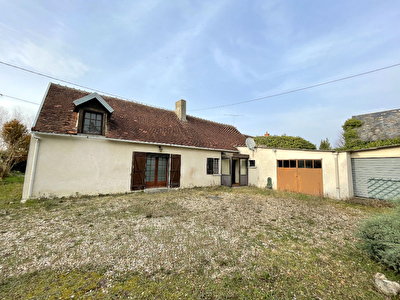 Maison de plan-pied type longere dans un hameau au calme - VAL-FOUZON INDRE 36