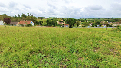 Terrain avec une belle vue de 2030 m2, Lye (INDRE)