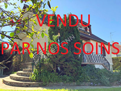 Maison Trie Chateau 5 pieces 111 m2
