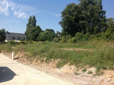 Excellent Rapport Qualite / Prix - Terrain SAINT AVE