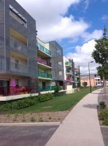 SAINT-AVE / TRES BEAU T2 AVEC BALCON ET STATIONNEMENT