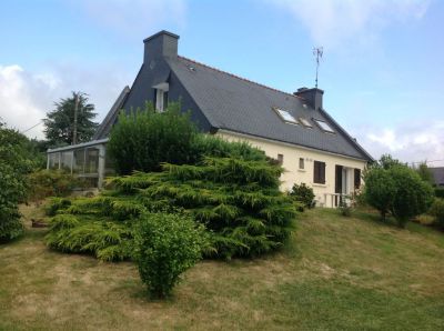 ARRADON, MAISON NEOBRETONNE