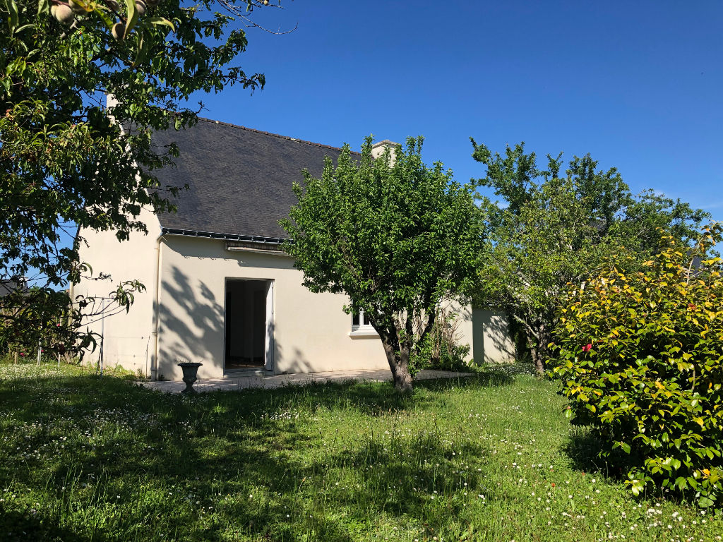 photos n°1 Maison Vannes OUEST 3 Chambres, garage, jardin, bus,