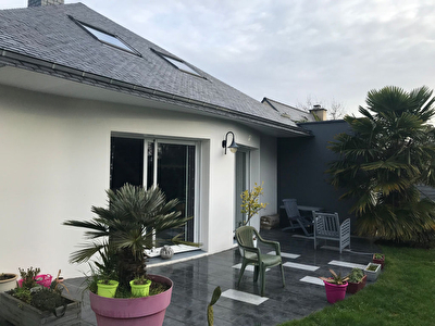 SENE MAISON CONTEMPORAIRE PROCHE COMMERCE