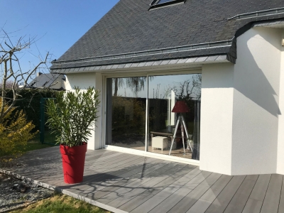 Maison 5 pieces a Saint-Ave, jardin, garage double, proche commerces et bus !