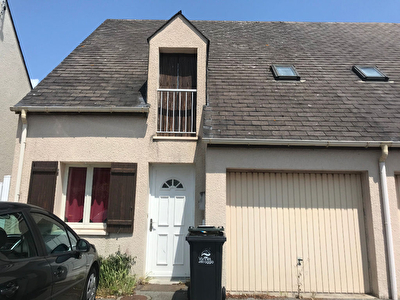 VANNES - Maison de type 4 avec garage