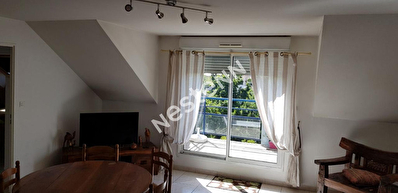 VANNES OUEST PROCHE COMMERCES BUS APPARTEMENT T4