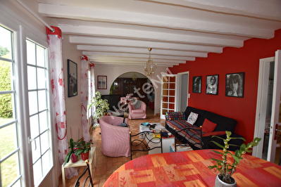 Maison Saint-Ave - 6 pieces dans secteur prise