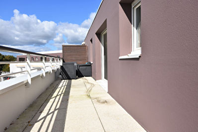 Appartement T2 Plescop bourg - garage - terrasse sud - ascenseur