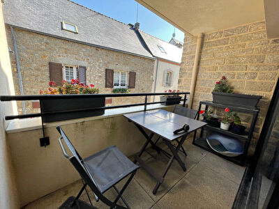 Vannes hyper centre appartement 2 chambres, terrasse, garage et cave