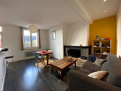Appartement 2 pieces 40m2 avec terrasse de 25m2 et parking - Centre ville Vannes