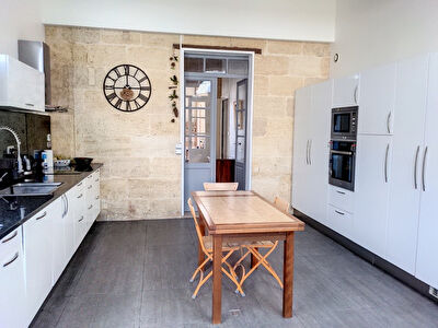 Maison Villenave D Ornon 6 pieces 4 chambres 153 m2. A vendre. A acheter