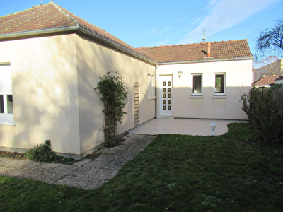 Maison familiale de plain-pied a Compiegne