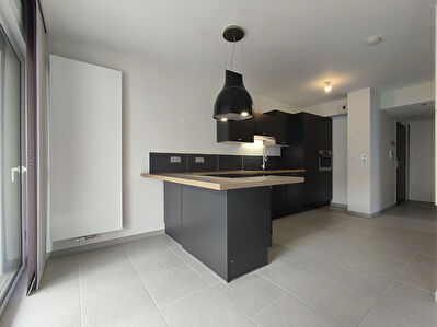La Rochelle - Secteur Saint Eloi - Appartement T2 52 m2 - Terrasse - Parking