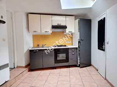 Maison de Bourg d'Equemauville avec garage, 7 pieces, 5 chambres 109 m2