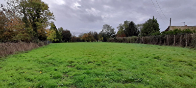 Terrain constructible a 20 km de Lisieux 1741 m2