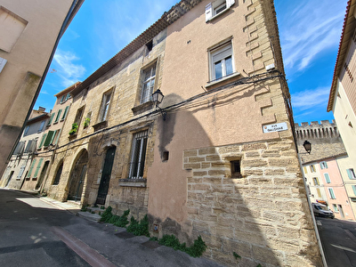 Immeuble de 12 logements a vendre a Carpentras.