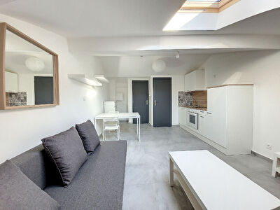 Location appartement meuble a Carpentras 1 piece 28 m2