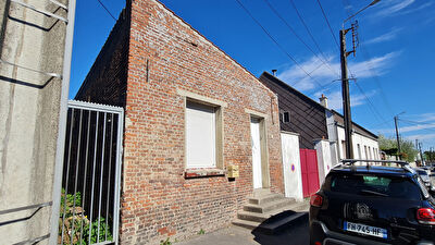 En exclusivite, plain-pied, 1 chambre, sans exterieur 72 000 euros.