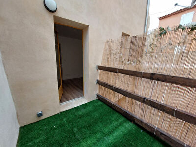 Appartement de type 2 avec terrasse