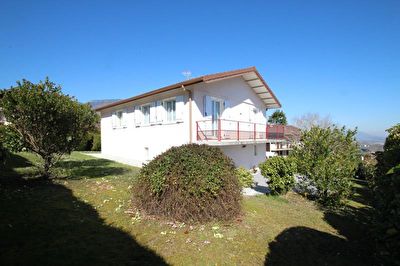 MAISON CHAMBERY - 5 pieces - 92.5 m2
