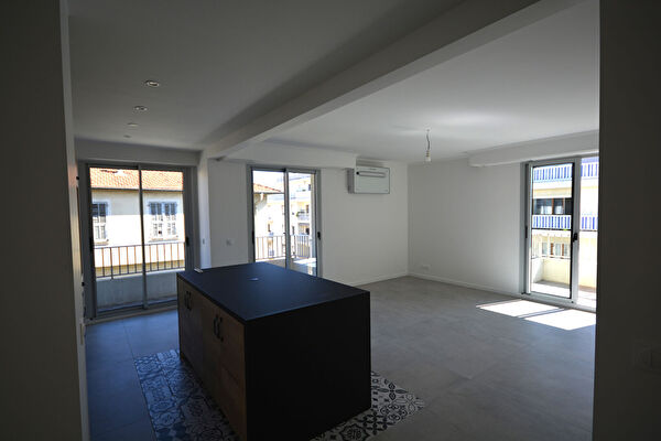 Appartement Nice Port 3 pieces 71 m2
