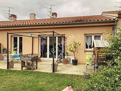 A LOUER-TOULOUGES - Villa plain pied T4 - 2 faces - Garage