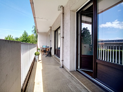 ANNECY - GARE - APPARTEMENT 2 PIECES AVEC TERRASSE ET CAVE