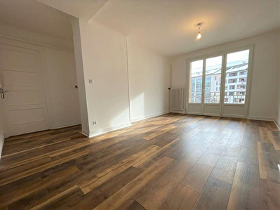 ANNECY - CENTRE VILLE - APPARTEMENT 3 PIECES AVEC BALCON ET CAVE