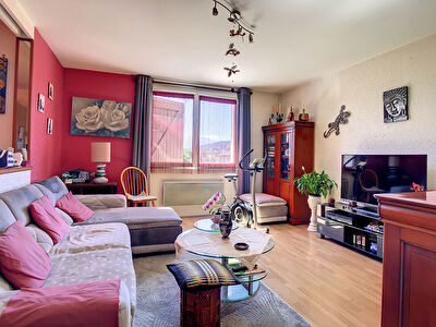 MEYTHET // APPARTEMENT - 3 PIECES - 60.70 M2 - CAVE - GRENIER