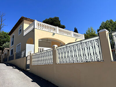Maison de Charme a Mougins, piscine, terrain