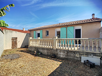 Villa plain pied a la location sur Bessan