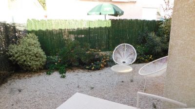 Maison 4 pieces avec jardin et garage, a louer a Agde