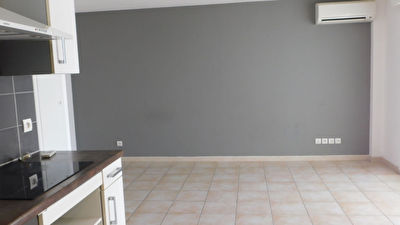 A Vendre AGDE- Appartement Type 3 55 m2de avec terrasse 15 m2et Parking