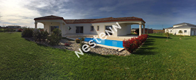 Foulayronnes - Maison recente de 6 pieces avec piscine et garage.