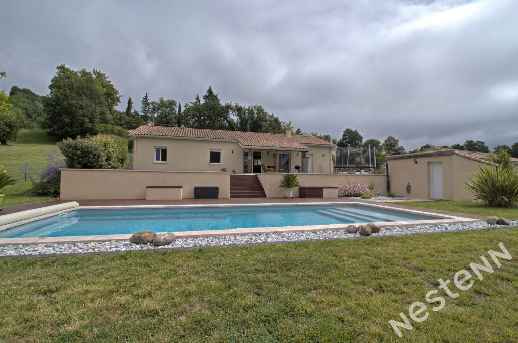 A 5 Km D Agen Maison T5 Avec Piscine Et Garage Sur 1635 M2