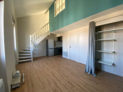 AGEN HYPER CENTRE - Appartement renove 2 pieces de 44 m2