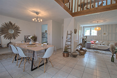 Maison a Vendre - AGEN SUD - Maison avec 2 chambres, mezzanine et garage
