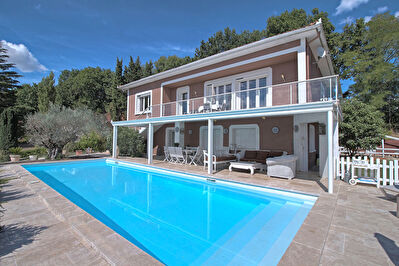 FOULAYRONNES - Maison de caractere lumineuse avec vue 4 chambres piscine et garage