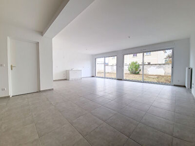 NEUVE - Maison 6 pieces de 170.37 m2 / terrain de 216m2 - ANTONY - Quartier les Rabats