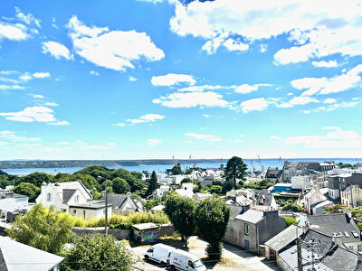 Grand Appartement de 138 M2 a Saint Marc avec vue imprenable sur la rade de BREST