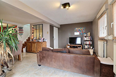 Brignais proche du centre, appartement 3 pieces, avec 1 chambre en duplex, et balcon sans vis a vis plein sud !.