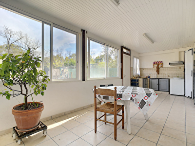 Maison Brive Ouest -113 m2 avec jardin - 3 chambres - 1 bureau
