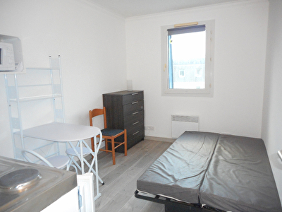 Appartement Tours SUD proche Chambray 1 piece 12.80 m2