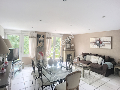 Appartement Lisses 3 pieces 77.54 m2