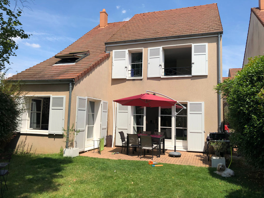 photos n°1 Maison Mennecy 7 pièce(s) 140 m2