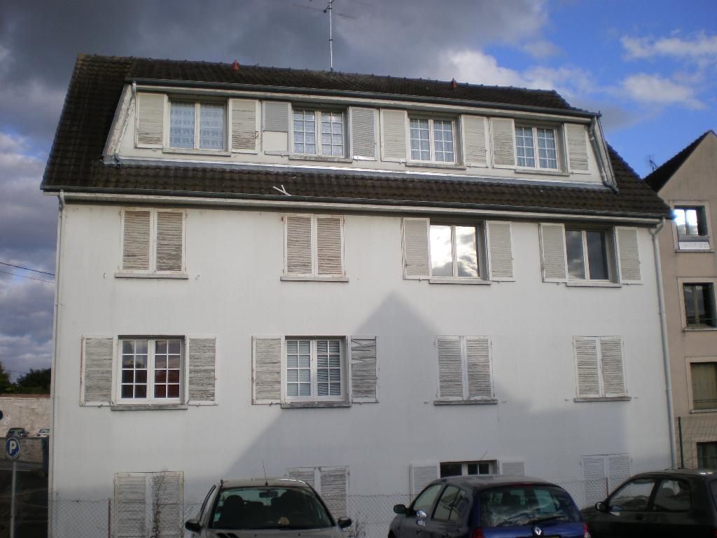 photos n°1 Appartement Etampes 1 pièce de 30 m²