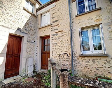 Duplex 2 pieces avec parkings et terrasse a Etampes dans le quartier saint pierre