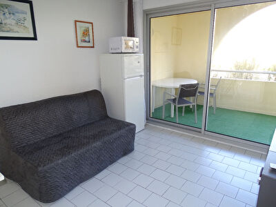 FRONTIGNAN PLAGE T2 MEUBLE A L'ANNEE